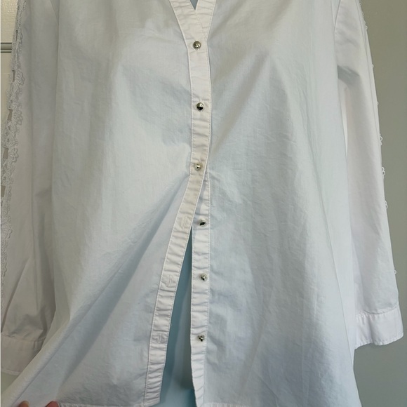 Marc New York White Button-Front Lace-Trim Blouse - Picture 2 of 5